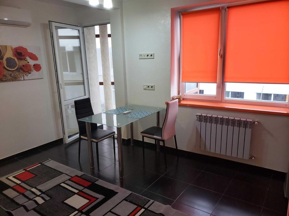 Unique 1 Bd Apt Dt W/Free Parking And Wi-Fi Apartment Chisinau Exterior photo