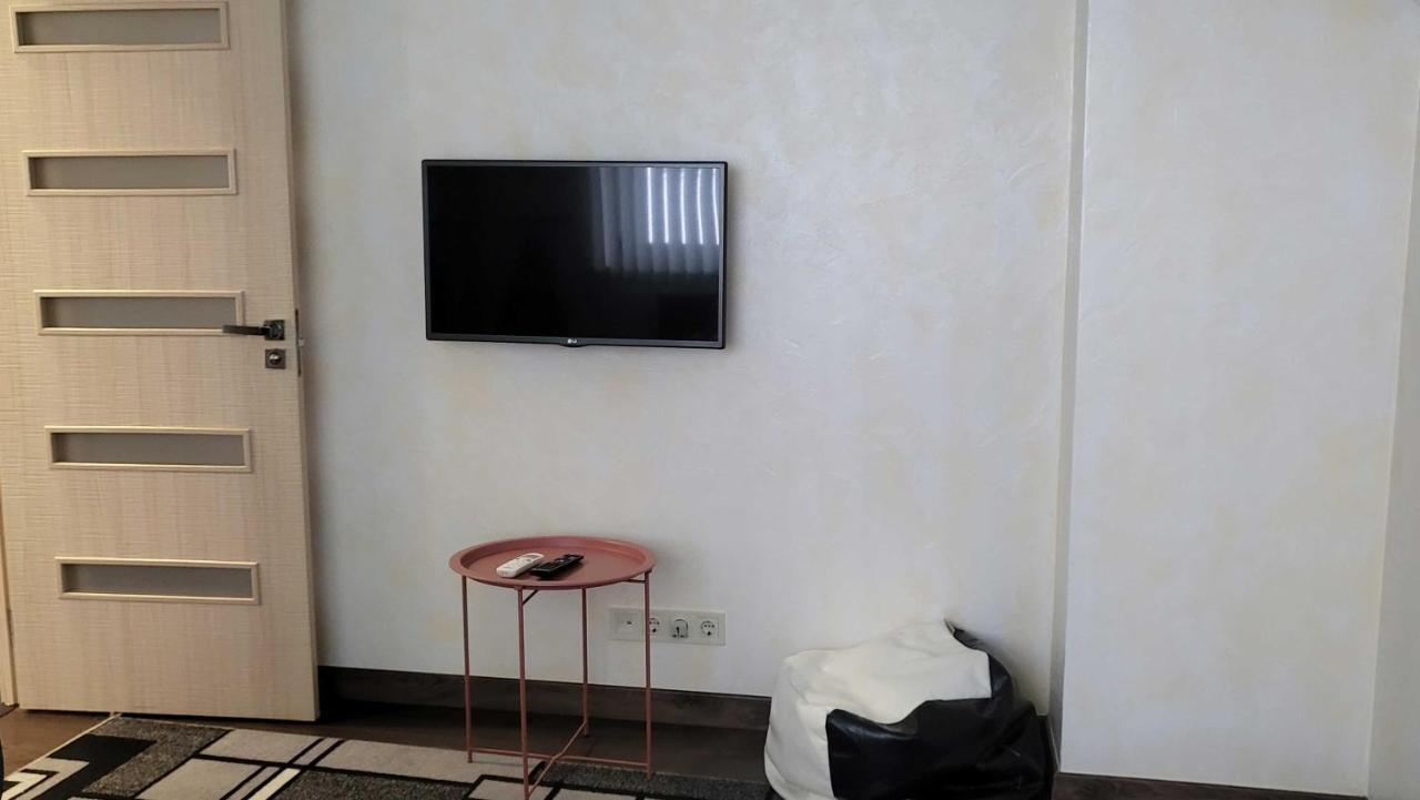 Unique 1 Bd Apt Dt W/Free Parking And Wi-Fi Apartment Chisinau Exterior photo